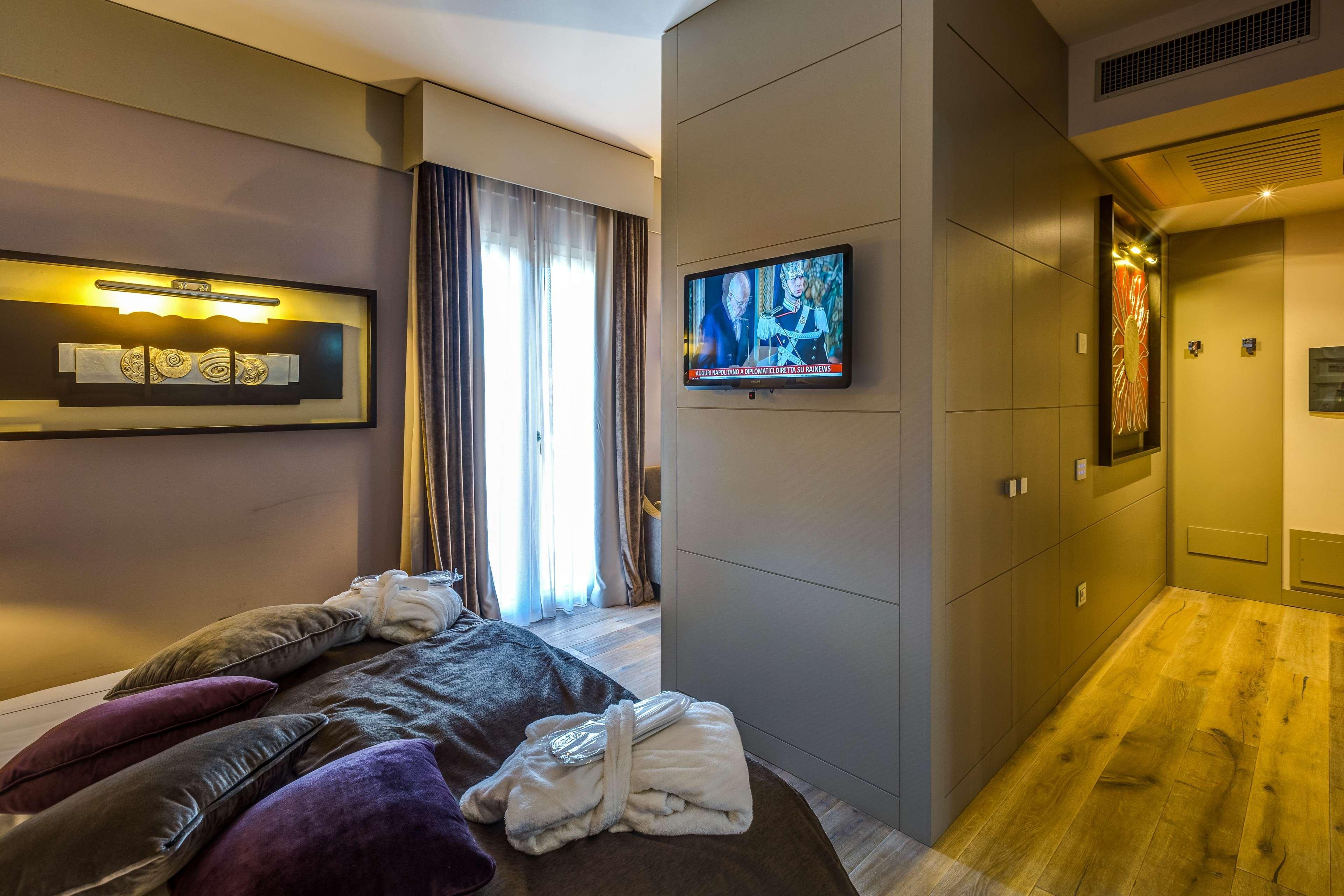 Best Western Plus Hotel Perla Del Porto Catanzaro Ngoại thất bức ảnh