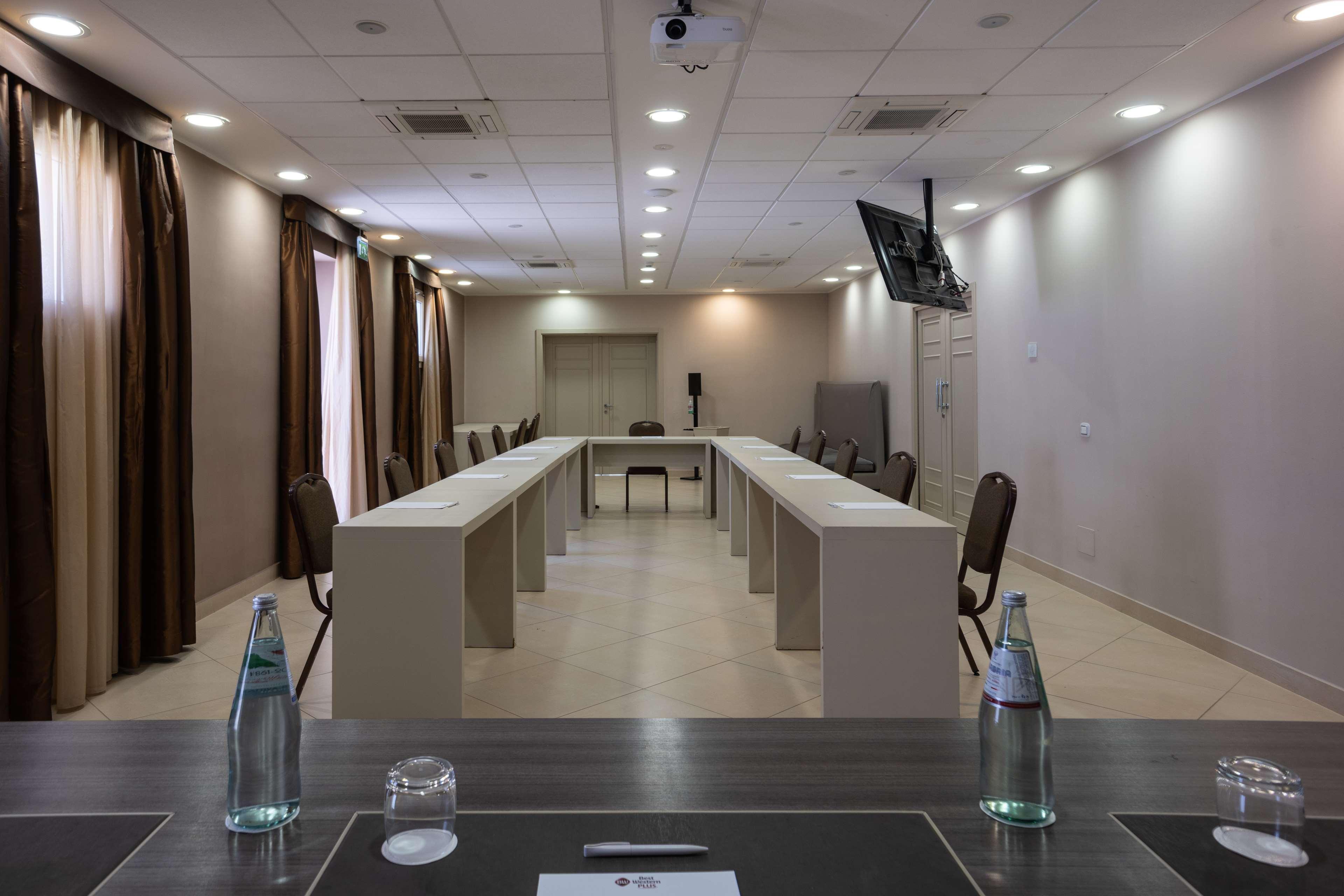 Best Western Plus Hotel Perla Del Porto Catanzaro Ngoại thất bức ảnh